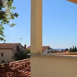 Maras Apartament *