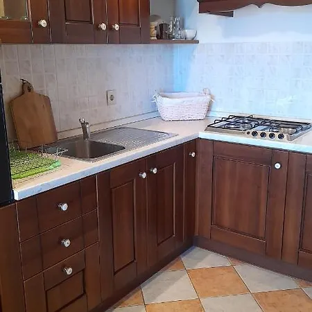 Διαμέρισμα Maras *