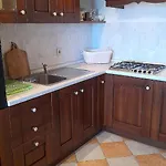 Apartment Maras *