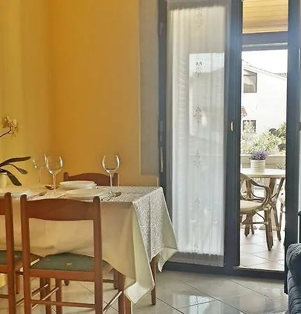 Apartman Maras *